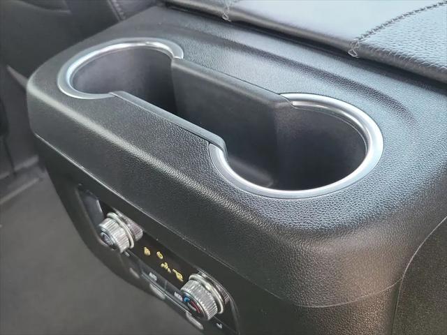 2024 GMC Yukon 4WD Denali