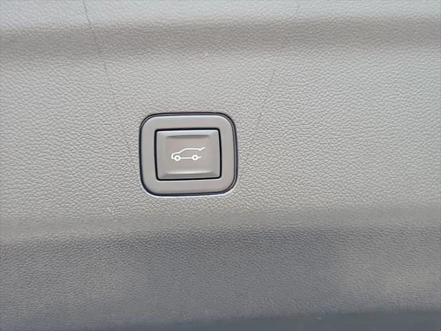 2024 GMC Yukon 4WD Denali