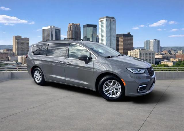 2022 Chrysler Pacifica Touring L for sale in Birmingham, AL