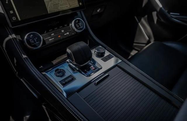 2024 Jaguar F-PACE R-Dynamic S P250 AWD Automatic