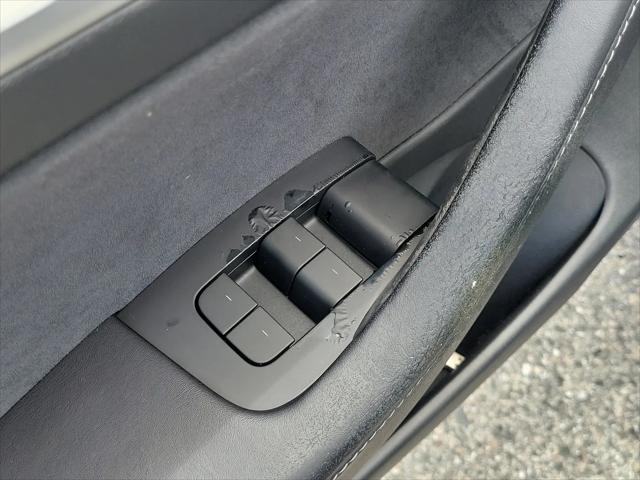 2022 Tesla Model 3 Rear-Wheel Drive
