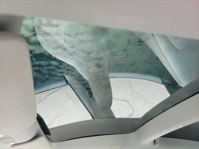 2022 Tesla Model 3 Rear-Wheel Drive