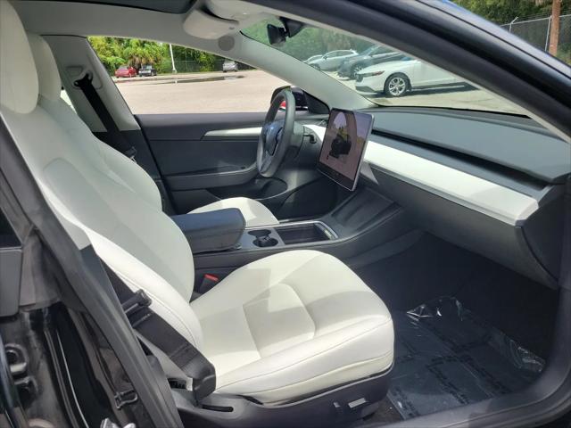 2022 Tesla Model 3 Rear-Wheel Drive
