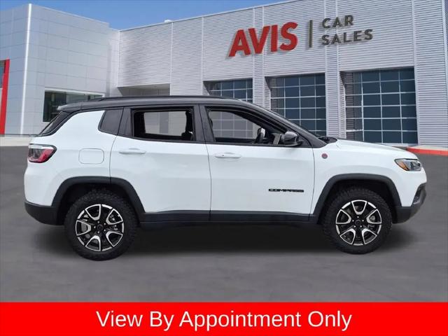 2025 Jeep Compass Trailhawk 4x4
