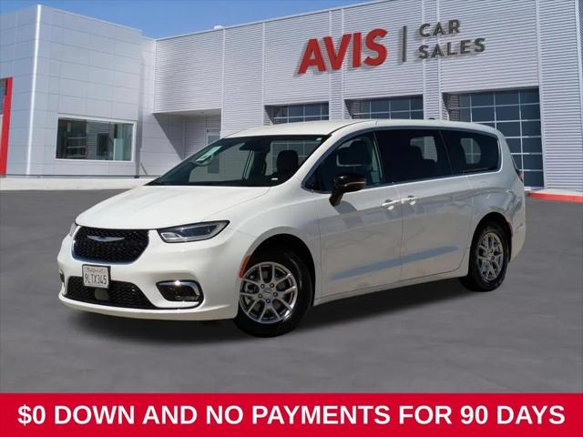 2024 Chrysler Pacifica Touring L for sale in Glendale, CA