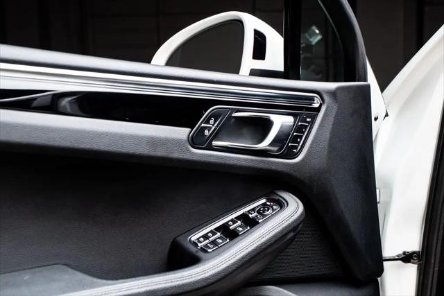 2021 Porsche Macan S