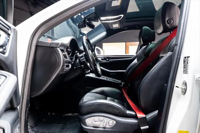 2021 Porsche Macan S