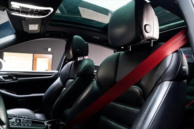 2021 Porsche Macan S