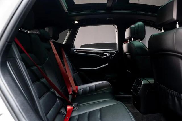 2021 Porsche Macan S