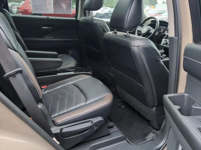 2023 Nissan Pathfinder Platinum 4WD