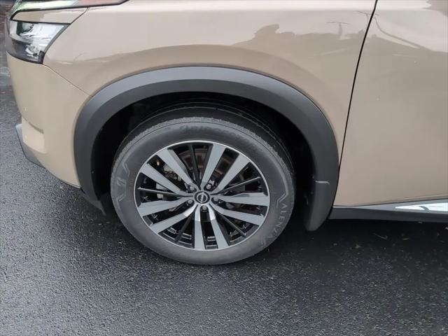 2023 Nissan Pathfinder Platinum 4WD