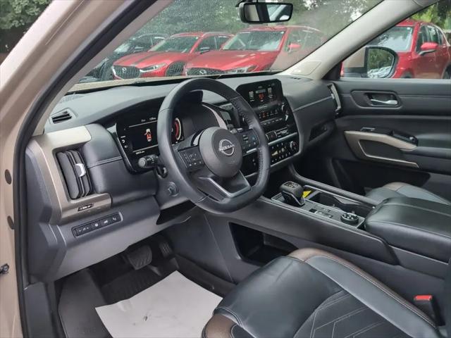 2023 Nissan Pathfinder Platinum 4WD