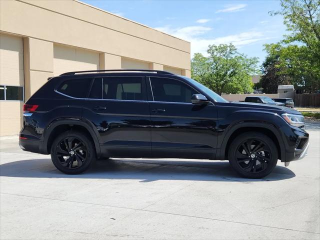 2022 Volkswagen Atlas 3.6L V6 SE w/Technology