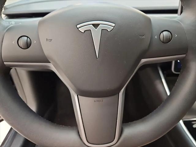 2020 Tesla Model 3 Standard Range Rear-Wheel Drive