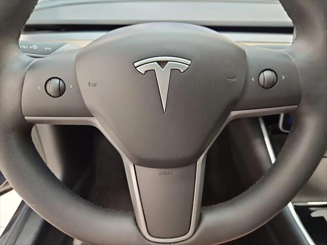 2020 Tesla Model 3 Standard Range Rear-Wheel Drive