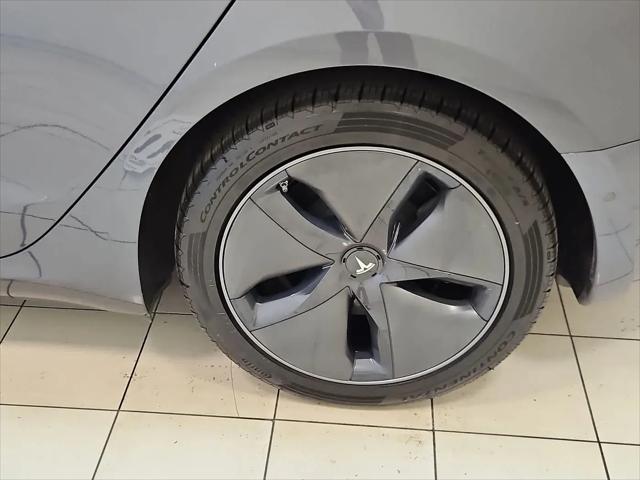 2020 Tesla Model 3 Standard Range Rear-Wheel Drive