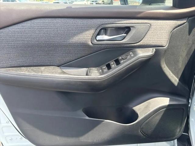 2021 Nissan Rogue SV FWD