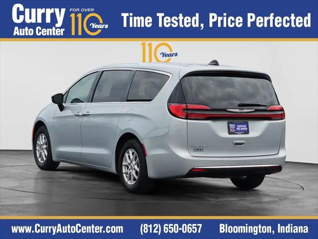 2024 Chrysler Pacifica Touring L