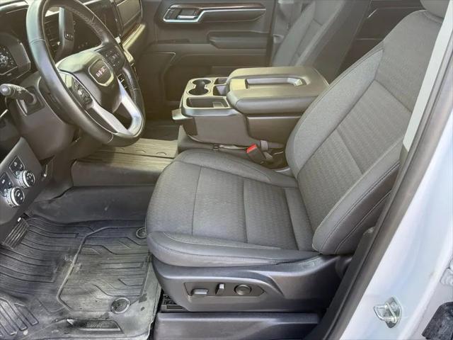 2023 GMC Sierra 1500 4WD Crew Cab Short Box Elevation with 3SB