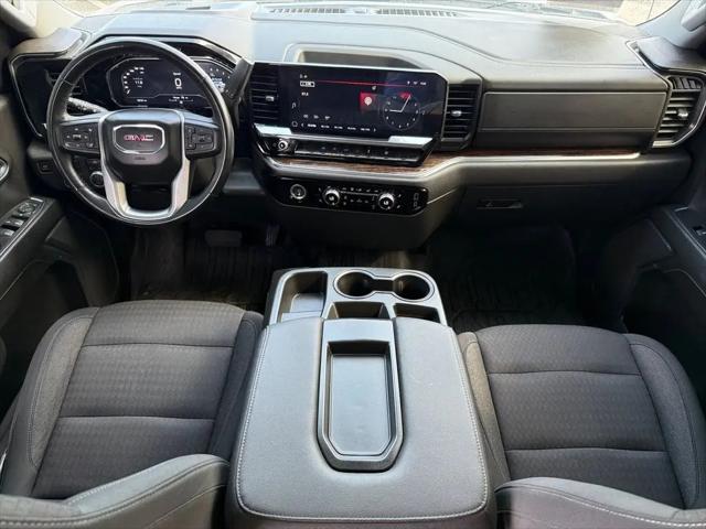 2023 GMC Sierra 1500 4WD Crew Cab Short Box Elevation with 3SB