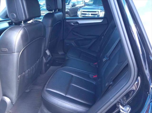 2015 Porsche Macan S