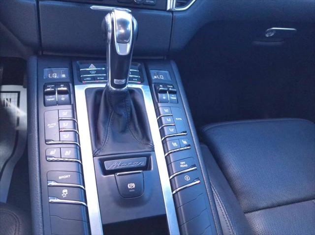2015 Porsche Macan S