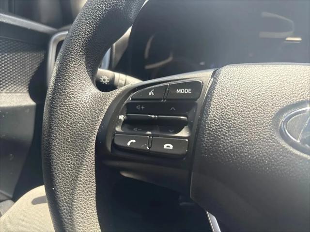 2022 Hyundai Venue SE