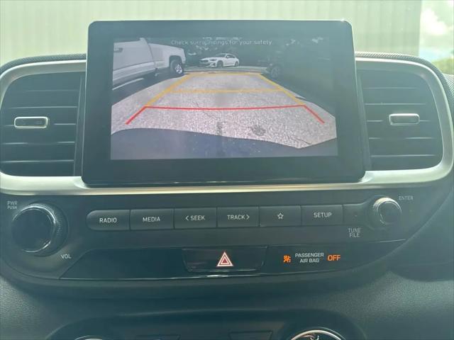 2022 Hyundai Venue SE