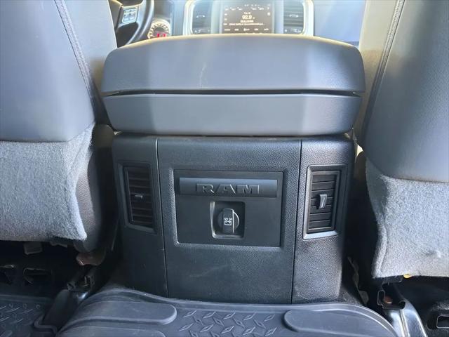 2017 Ram 1500 Big Horn Crew Cab 4x4 57 Box
