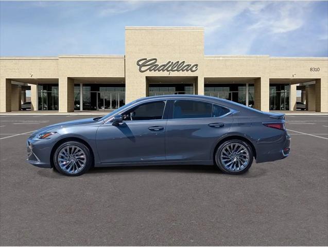 2025 Lexus ES 300h Luxury