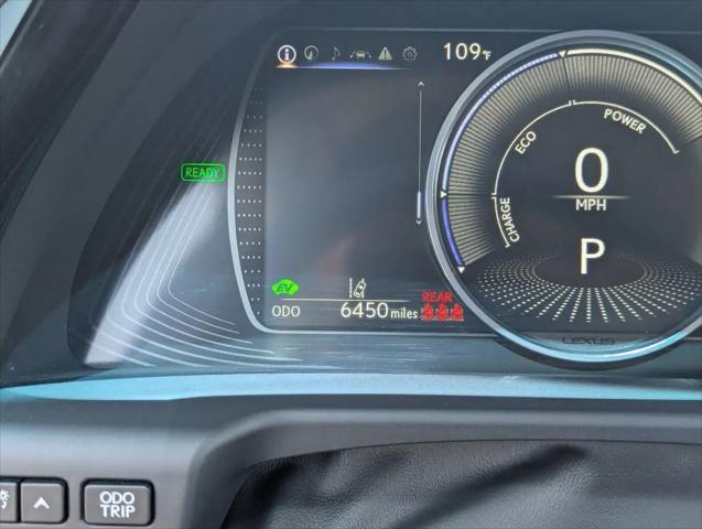 2025 Lexus ES 300h Luxury