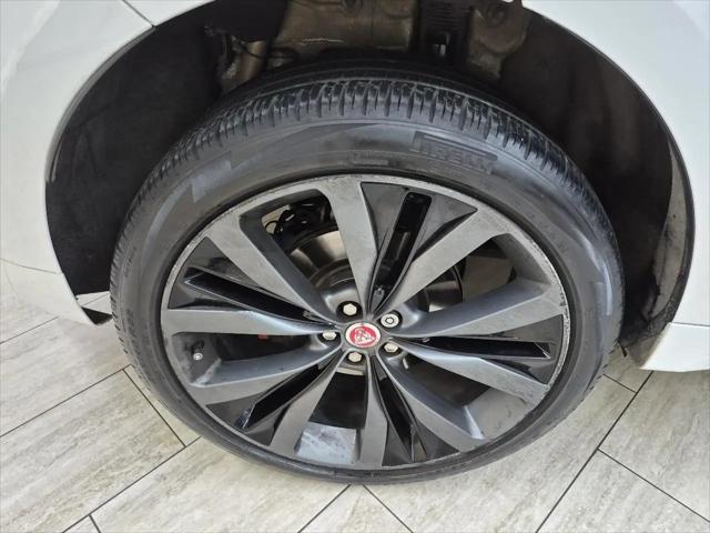 2018 Jaguar F-PACE 35t R-Sport