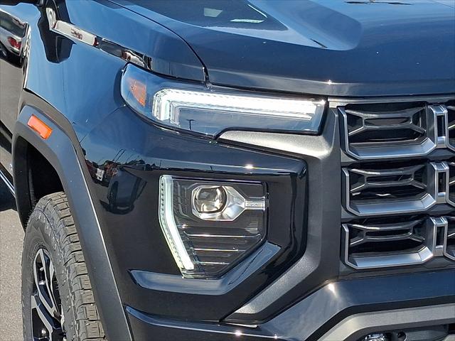 2026 GMC Canyon AT4, 4WD