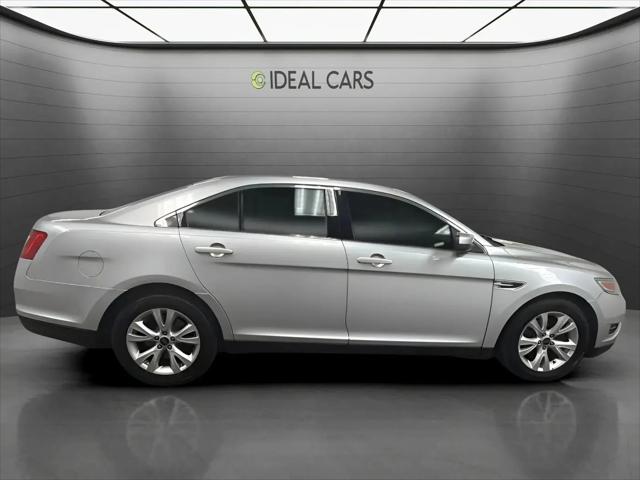 2012 Ford Taurus SEL
