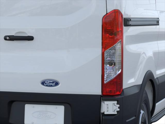 2026 Ford Transit Cargo Van 2026 FORD TRANSIT-150 CARGO 3DR 130 WB RWD