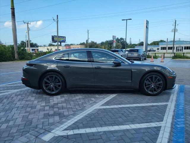 2026 Porsche Panamera 4