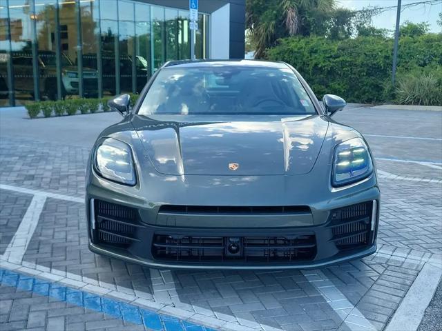 2026 Porsche Panamera 4