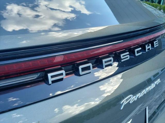 2026 Porsche Panamera 4