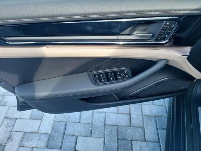 2026 Porsche Panamera 4