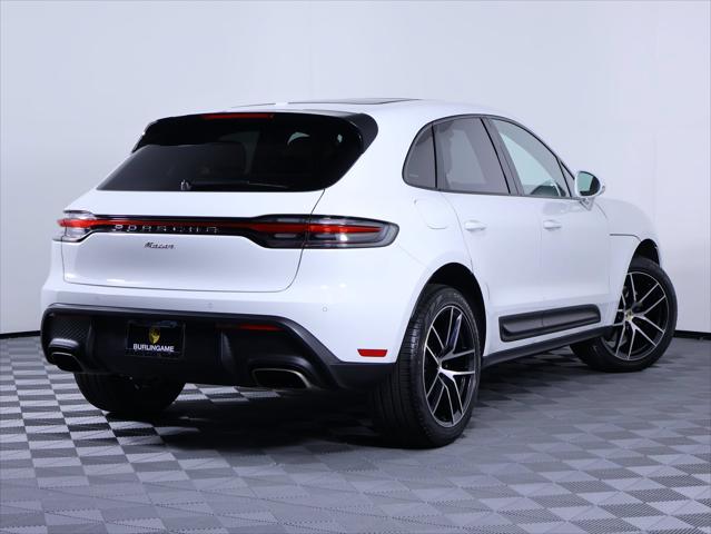 2026 Porsche Macan 4DR AWD