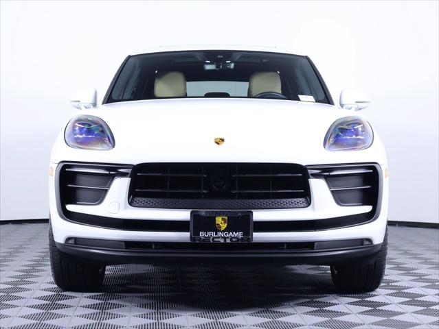 2026 Porsche Macan 4DR AWD