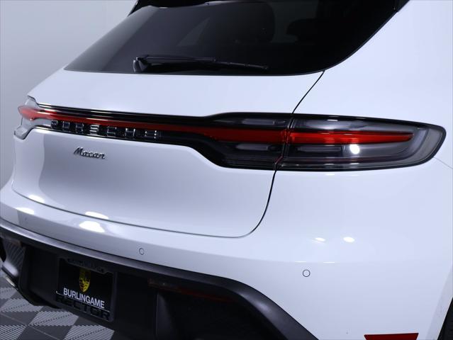 2026 Porsche Macan 4DR AWD