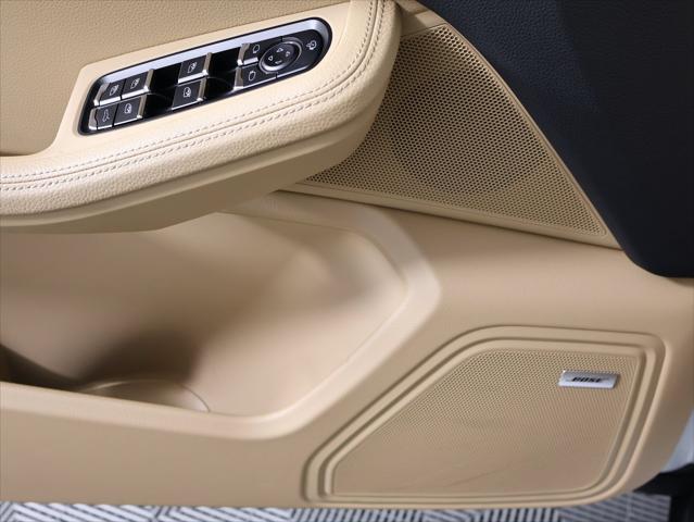 2026 Porsche Macan 4DR AWD