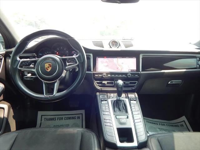 2021 Porsche Macan Macan