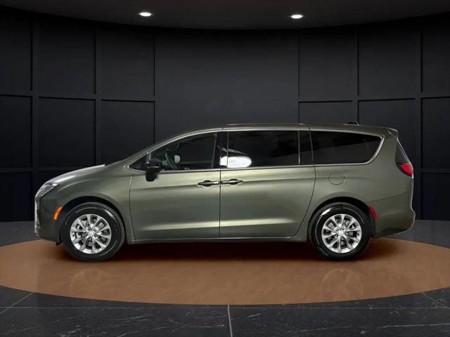 2027 Chrysler Pacifica Limited