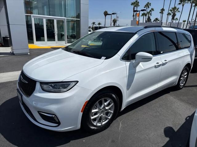 2022 Chrysler Pacifica Touring L for sale in Costa Mesa, CA