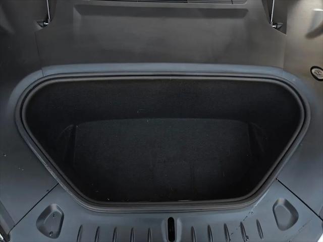 2023 Tesla Model S Standard Range