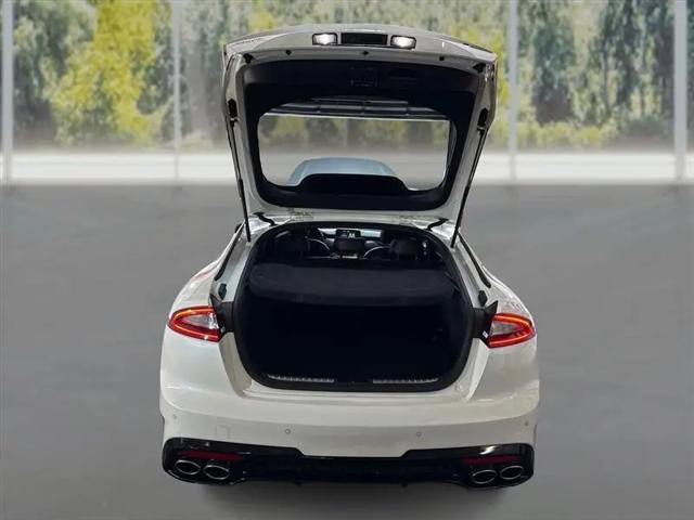 2021 Kia Stinger GT-Line