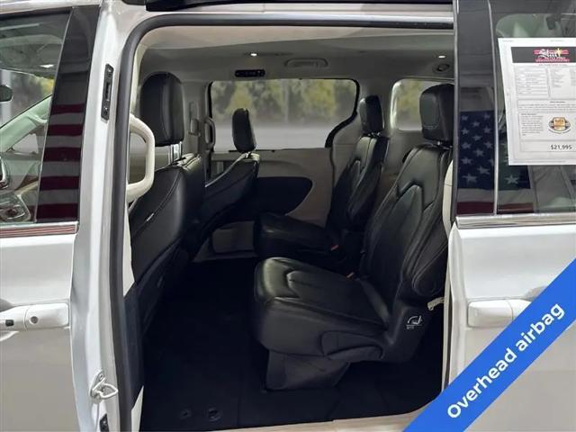 2023 Chrysler Pacifica Touring L