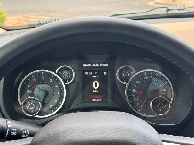 2020 Ram 1500 Big Horn Crew Cab 4x4 5'7" Box